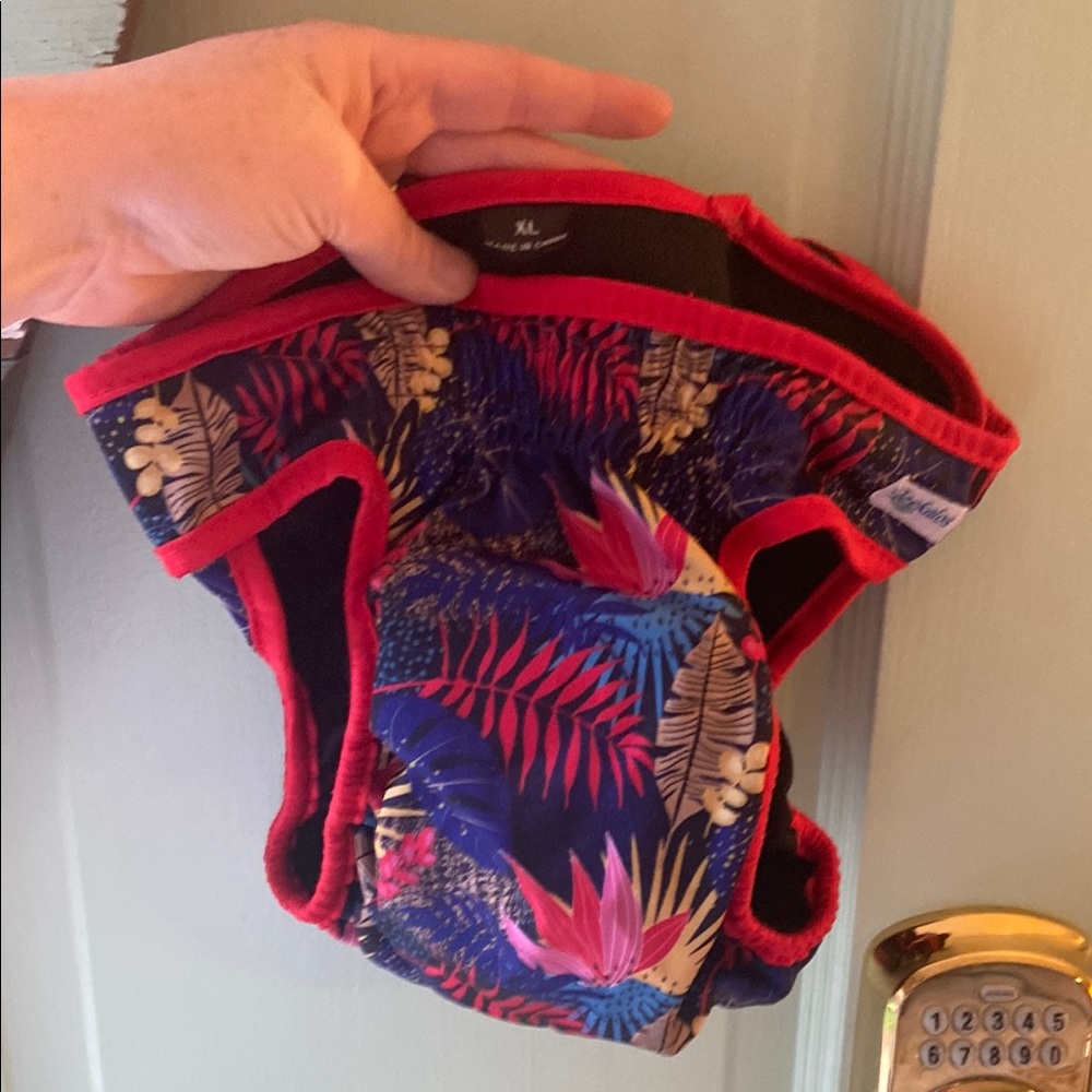 2 Reusable Dog Diapers for Heat XL